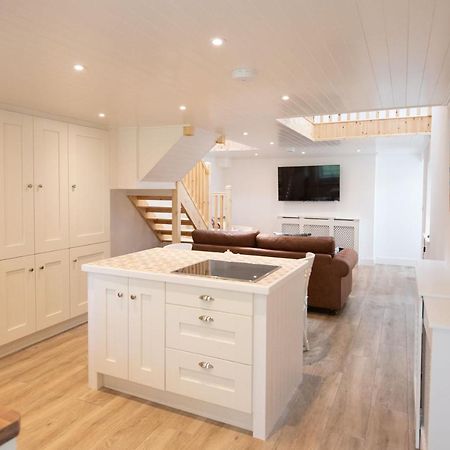 Ardnavaha House - Poolside Cottages Clonakilty Bagian luar foto