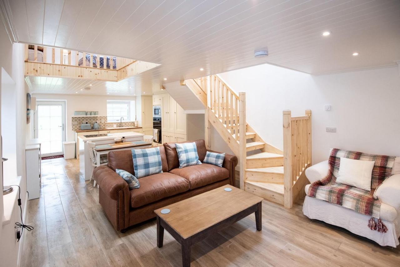 Ardnavaha House - Poolside Cottages Clonakilty Bagian luar foto