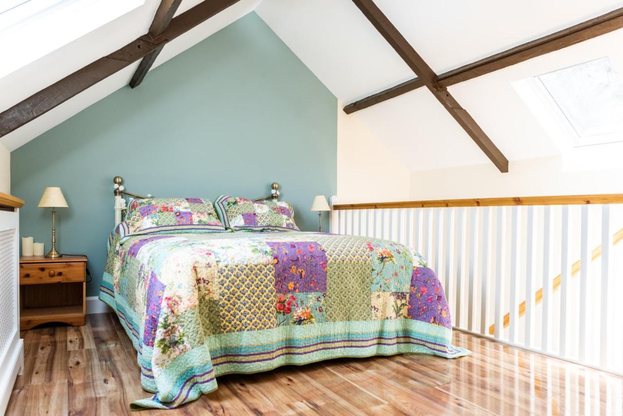 Ardnavaha House - Poolside Cottages Clonakilty Bagian luar foto